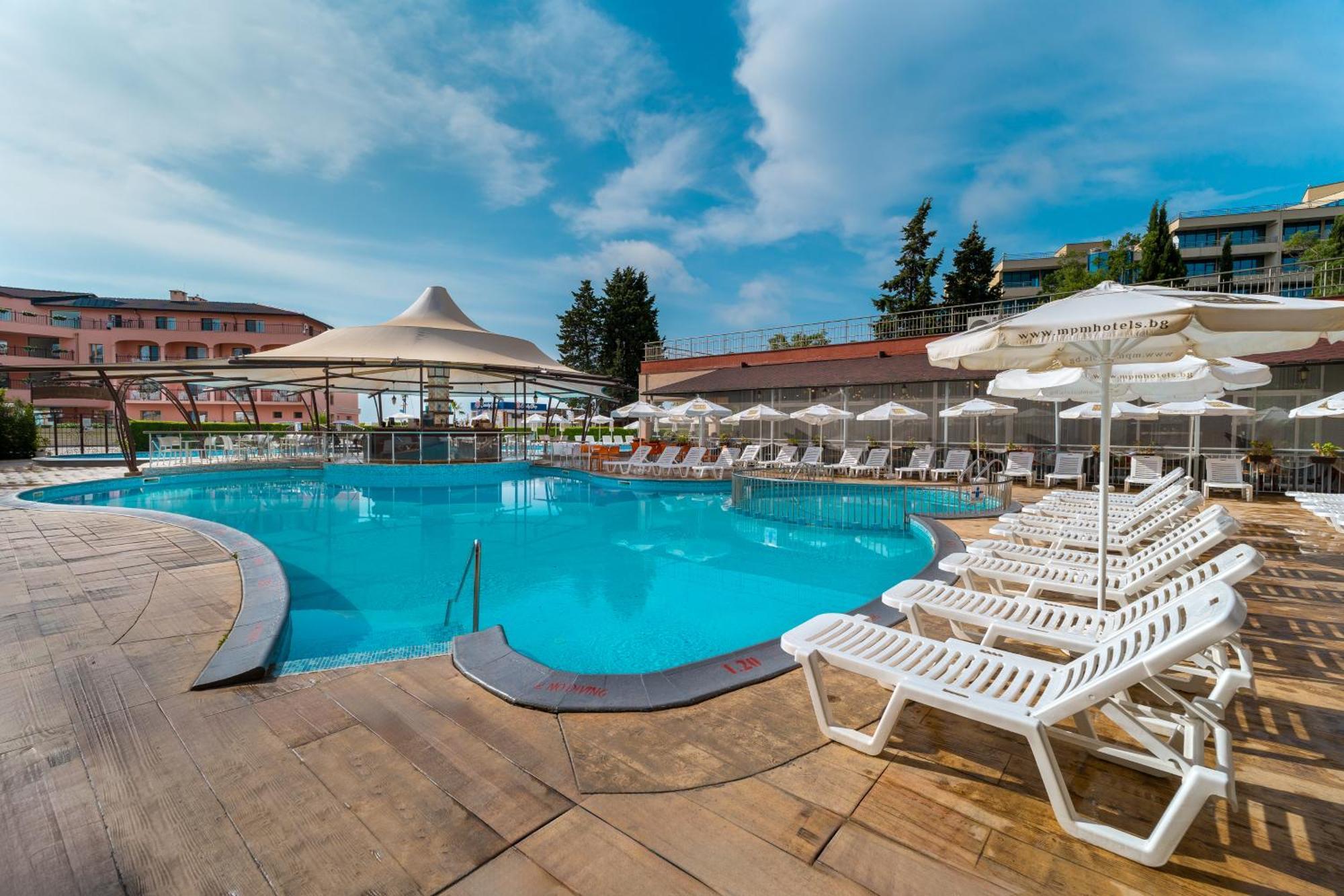 Mpm Astoria Hotel Sunny Beach Exterior photo